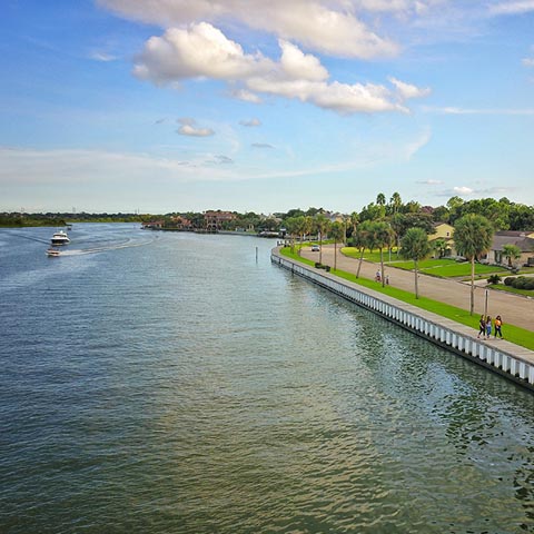 Nassau Bay